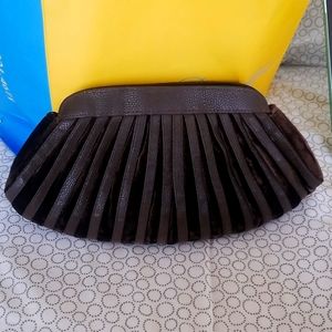 Vintage Shiraleah Brown velvet/leather strip clutch